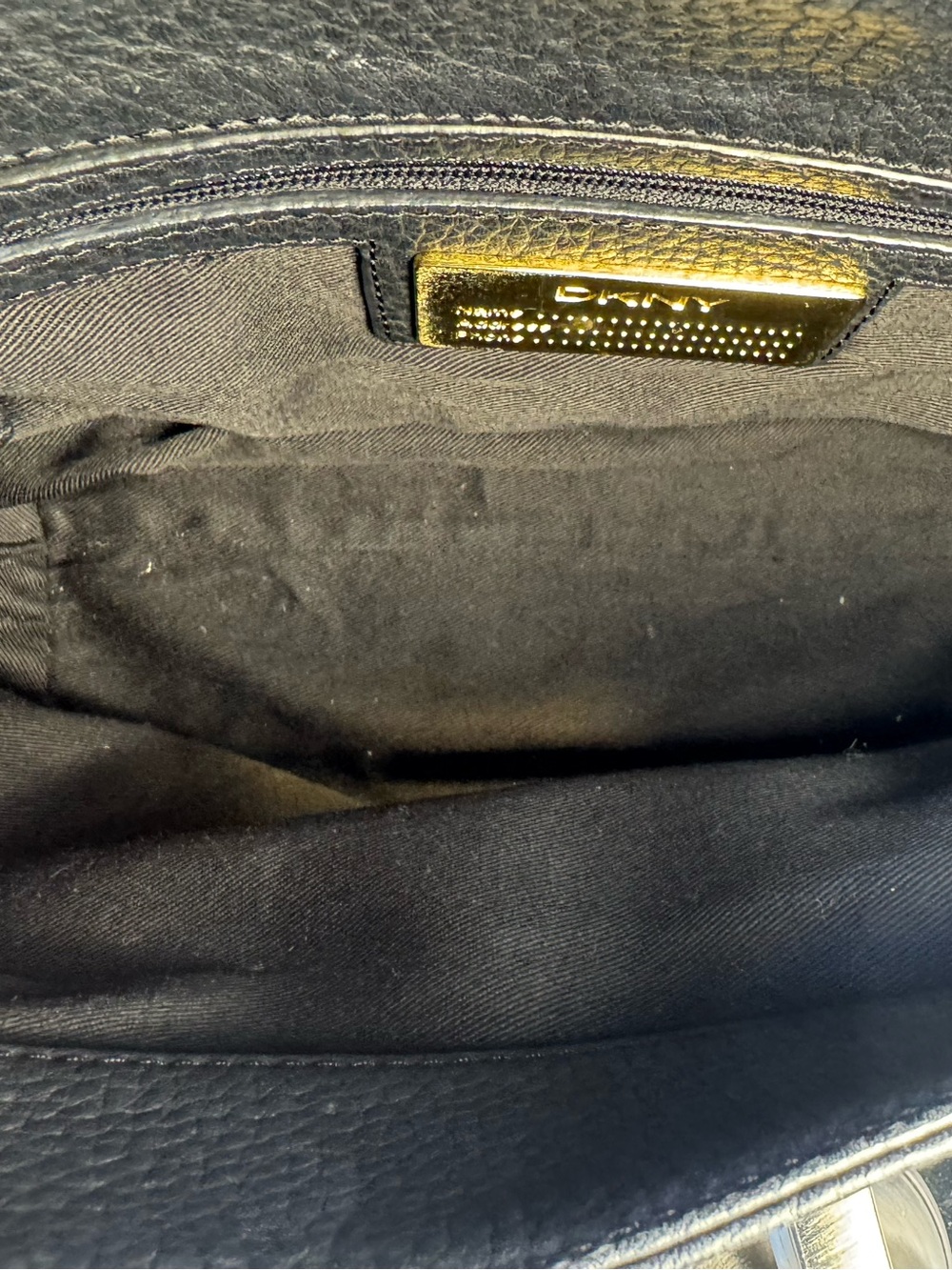 DKNY Black Pebbled Leather Shoulder Bag with Wide Shoulder Strap - Picture 7 of 11